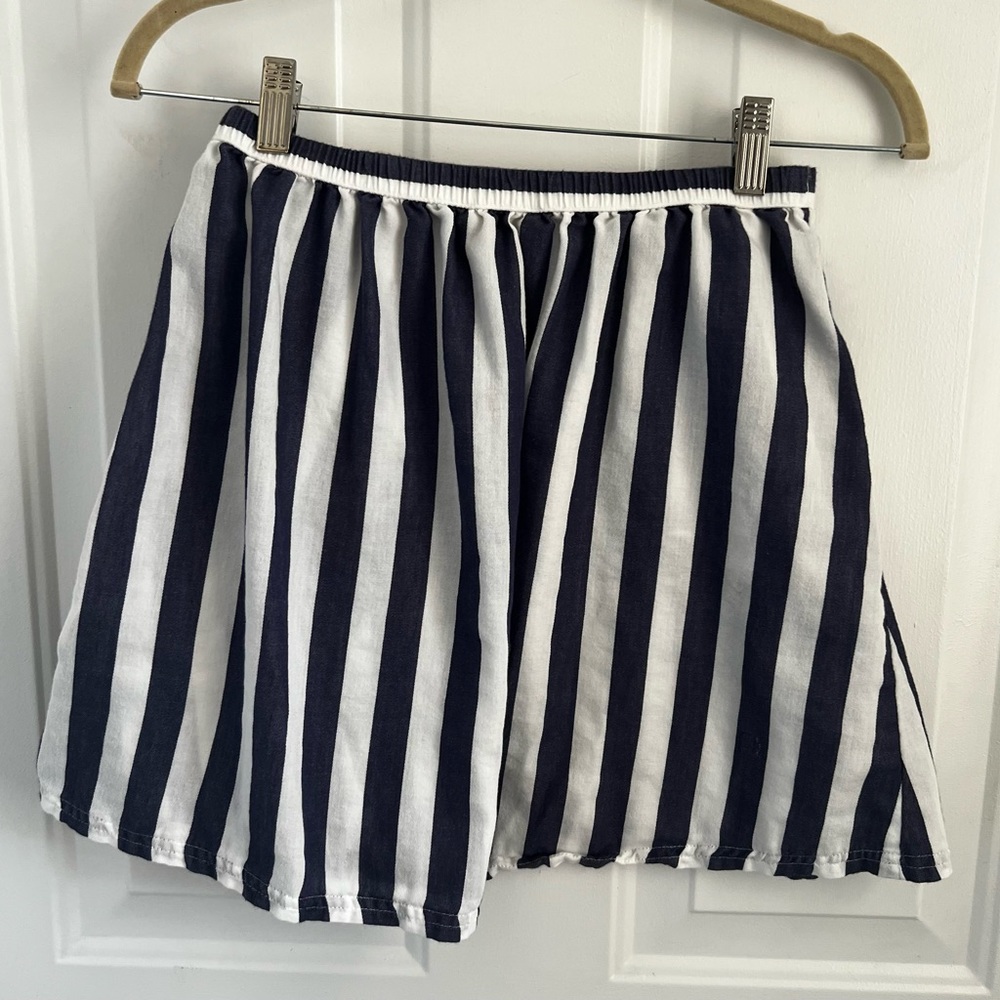 LC Lauren Conrad Strip Dkirt - Picture 2 of 6